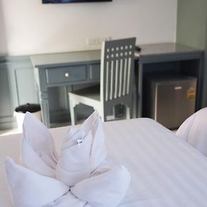 Gula-Kow Twin Room